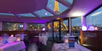 VIP Paris Yacht Hotel